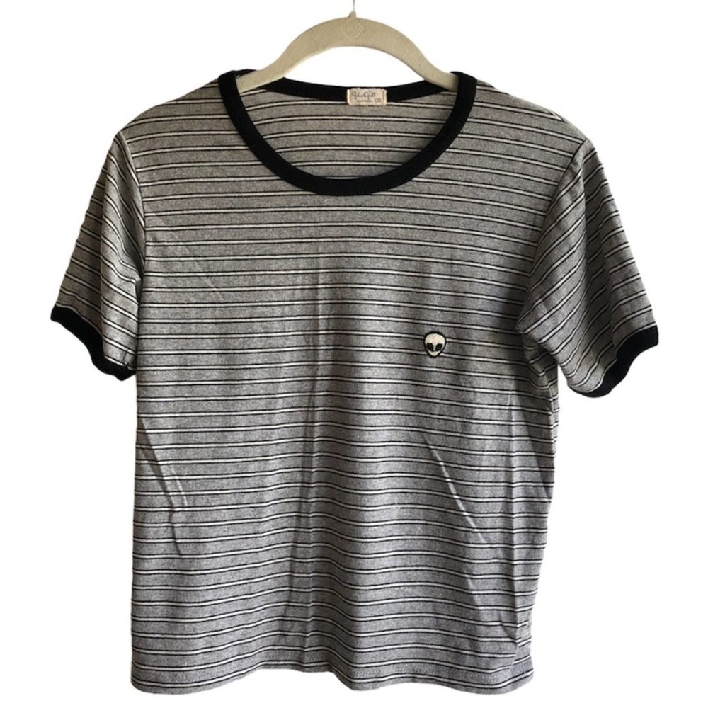 Brandy Melville Vintage Alien Ringer Tee